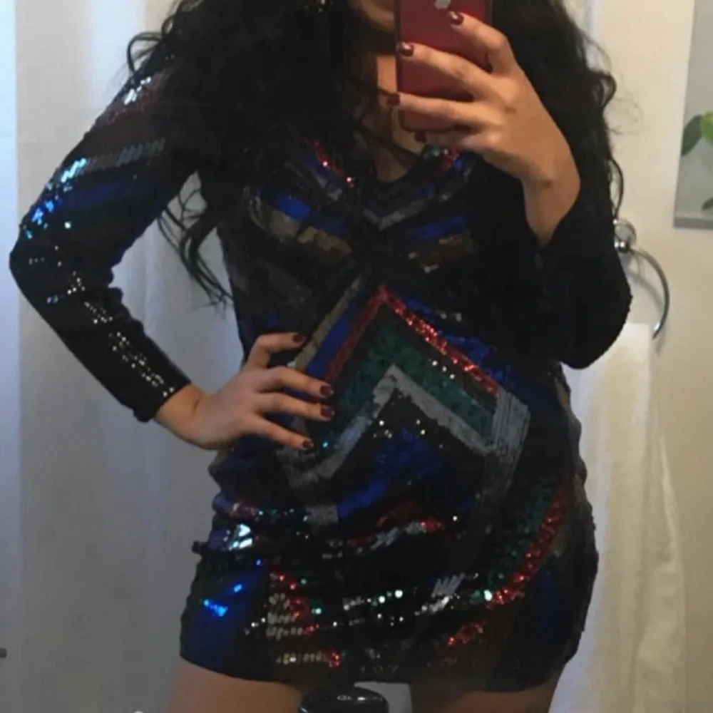 Sequins dress - Picture 1 of 3
